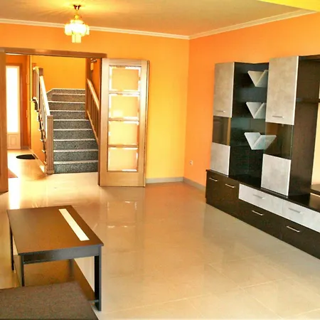 Holiday home Espectacular Chalet Frente A La Playa De Laxe *