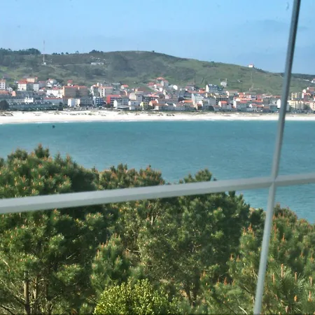 Espectacular Chalet Frente A La Playa De Laxe Holiday home