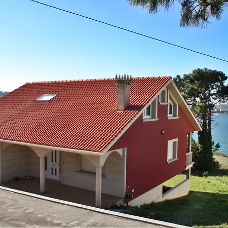 Espectacular Chalet Frente A La Playa De Laxe Canduas